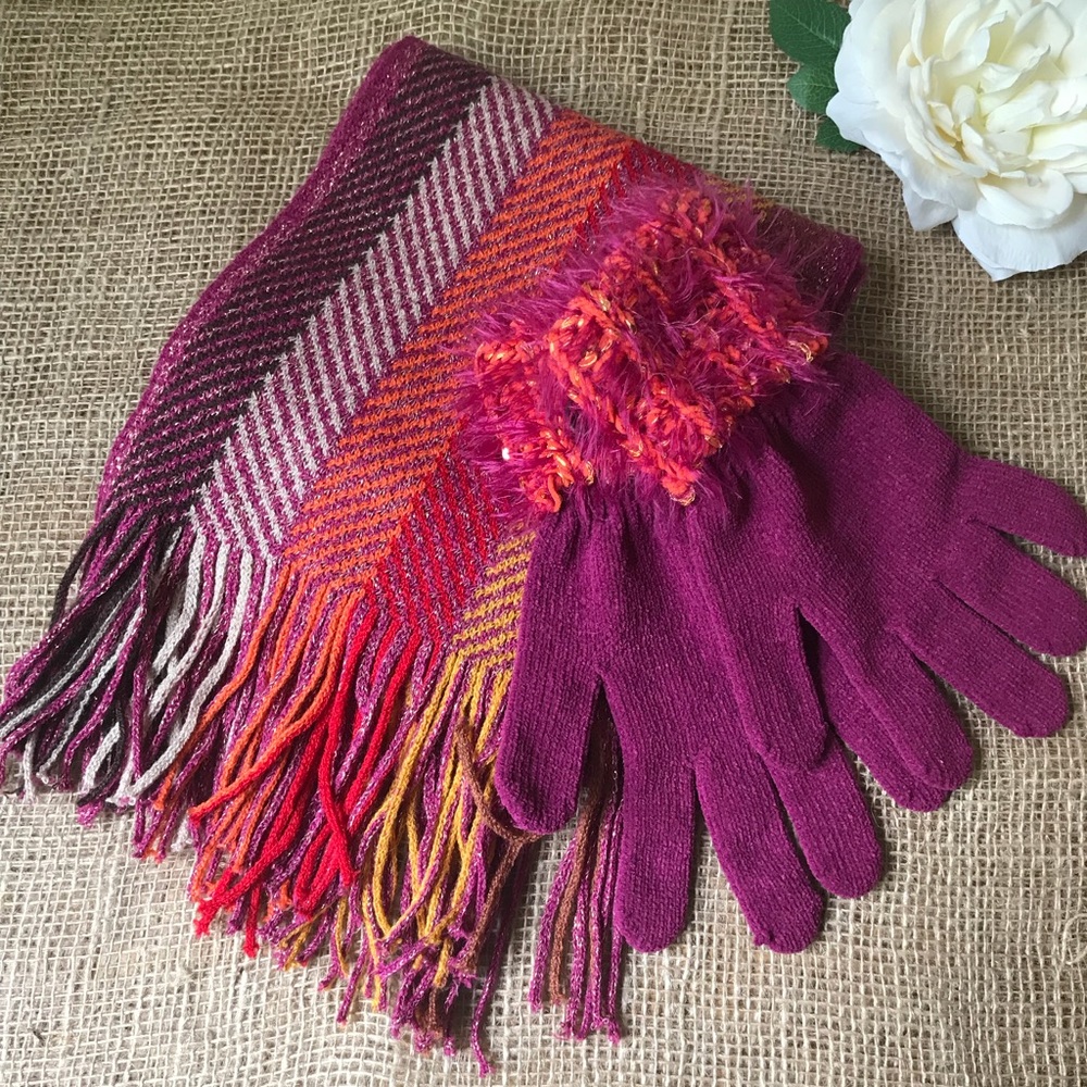 Scarf and Gloves Set